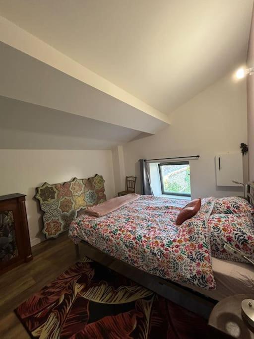Charmante Maison Renovee Centre-Ville Balbigny المظهر الخارجي الصورة
