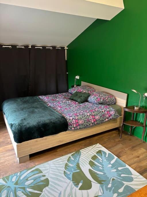 Charmante Maison Renovee Centre-Ville Balbigny المظهر الخارجي الصورة